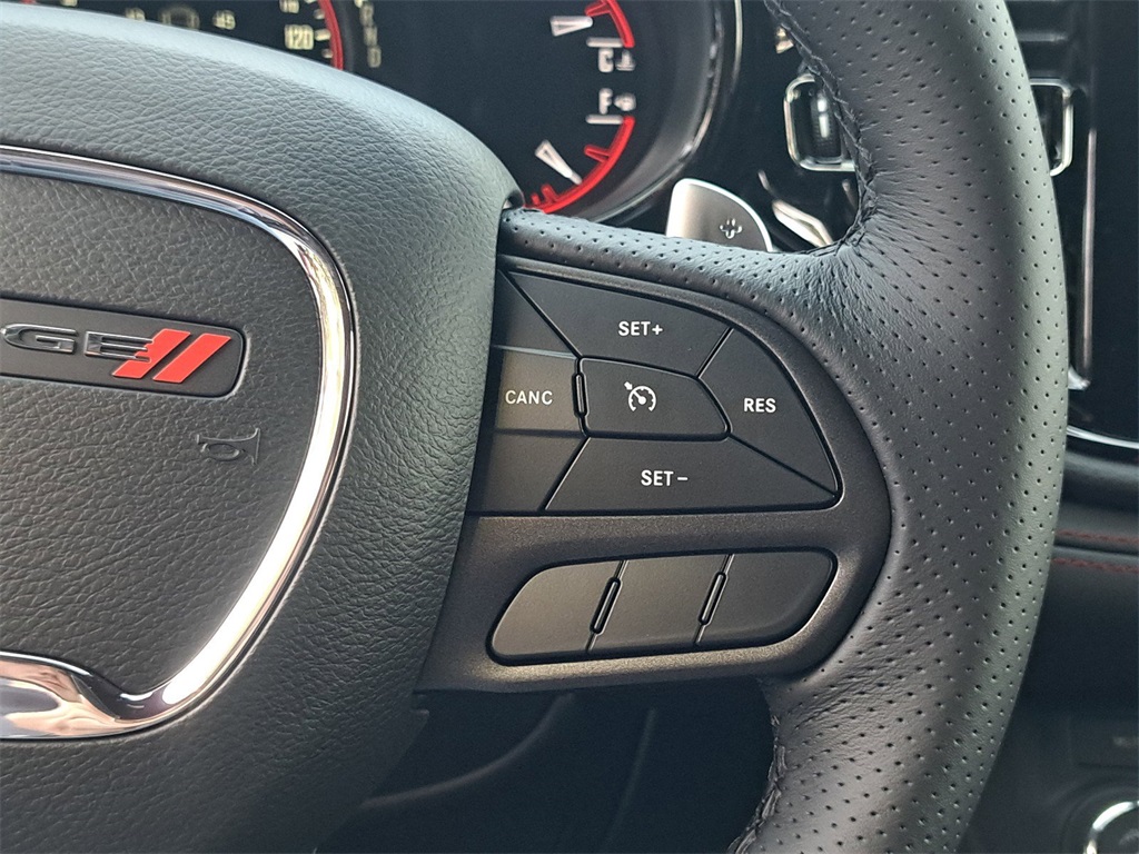 2025 Dodge Durango R/T photo 31