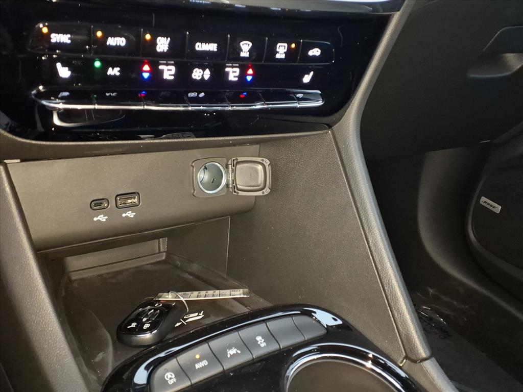 2026 Buick Encore GX Avenir photo 4