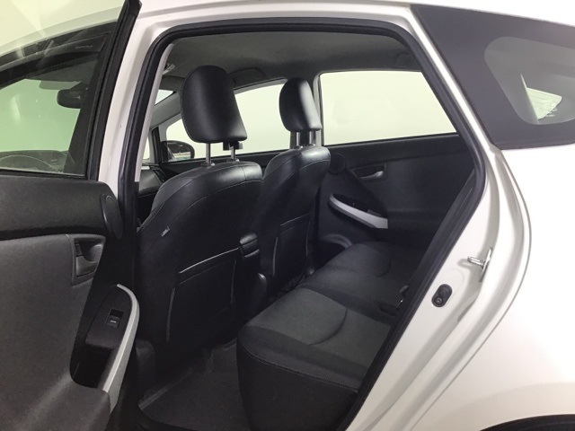 2013 Toyota Prius Plug-in Base photo 18