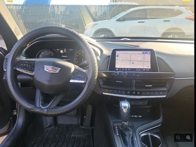 2023 Cadillac CT4 Luxury photo 4