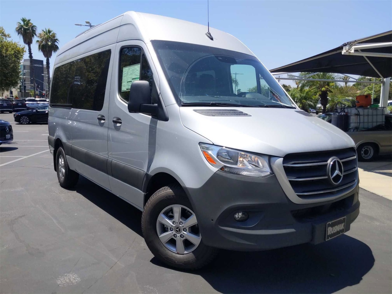 2024 Mercedes-Benz Sprinter Passenger Van Base's photo