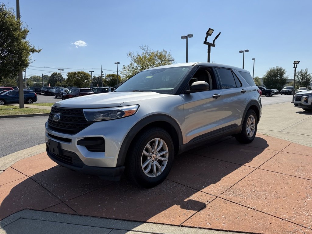2021 Ford Explorer Base photo 2