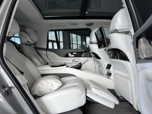 2025 Mercedes Benz GLS Maybach 600 4MATIC photo 36