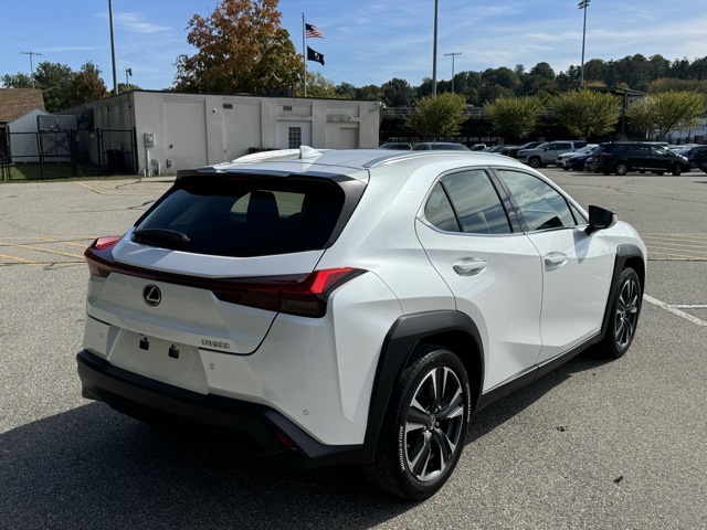 2020 Lexus UX 200 Premium photo 5