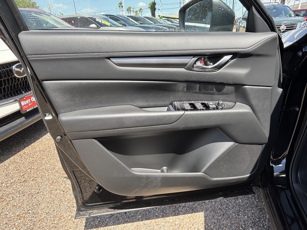 2025 Mazda CX-5 2.5 Select photo 13