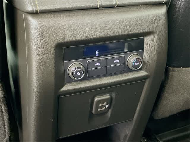 2021 Chevrolet Traverse Cloth photo 26