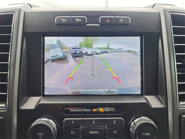 2019 Ford F-150 XLT photo 22