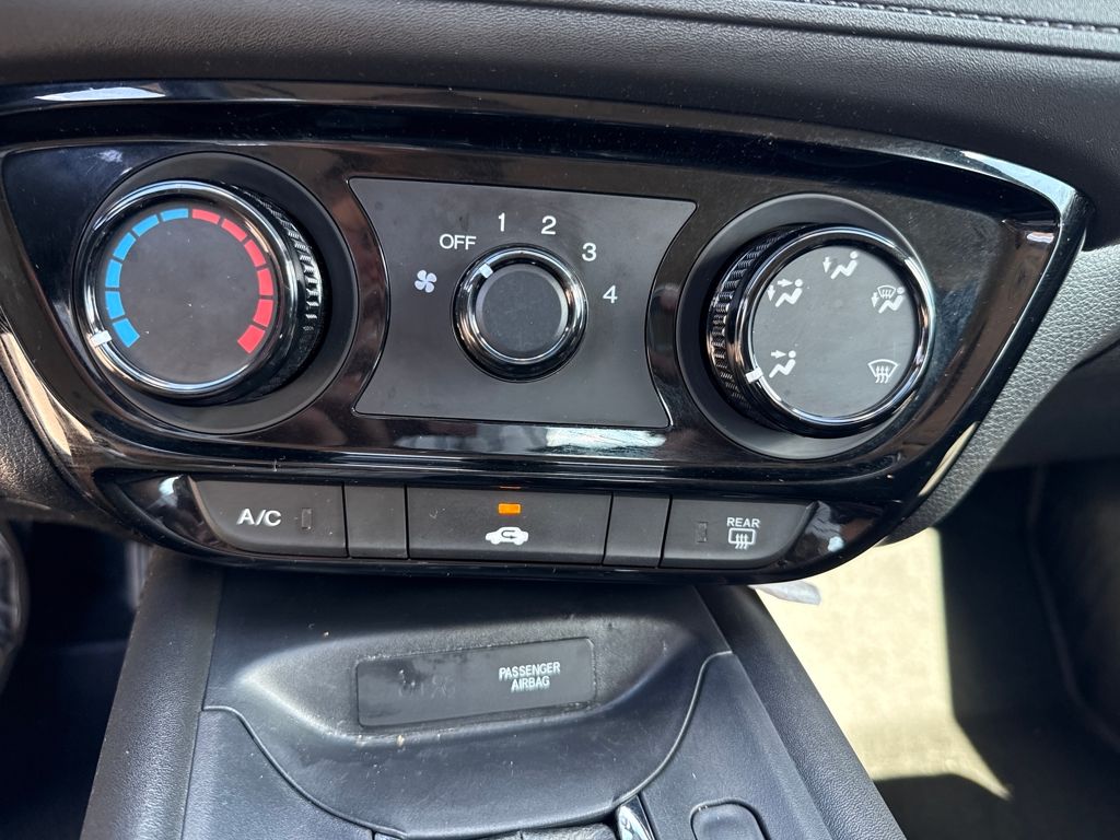 2022 Honda HR-V LX photo 13