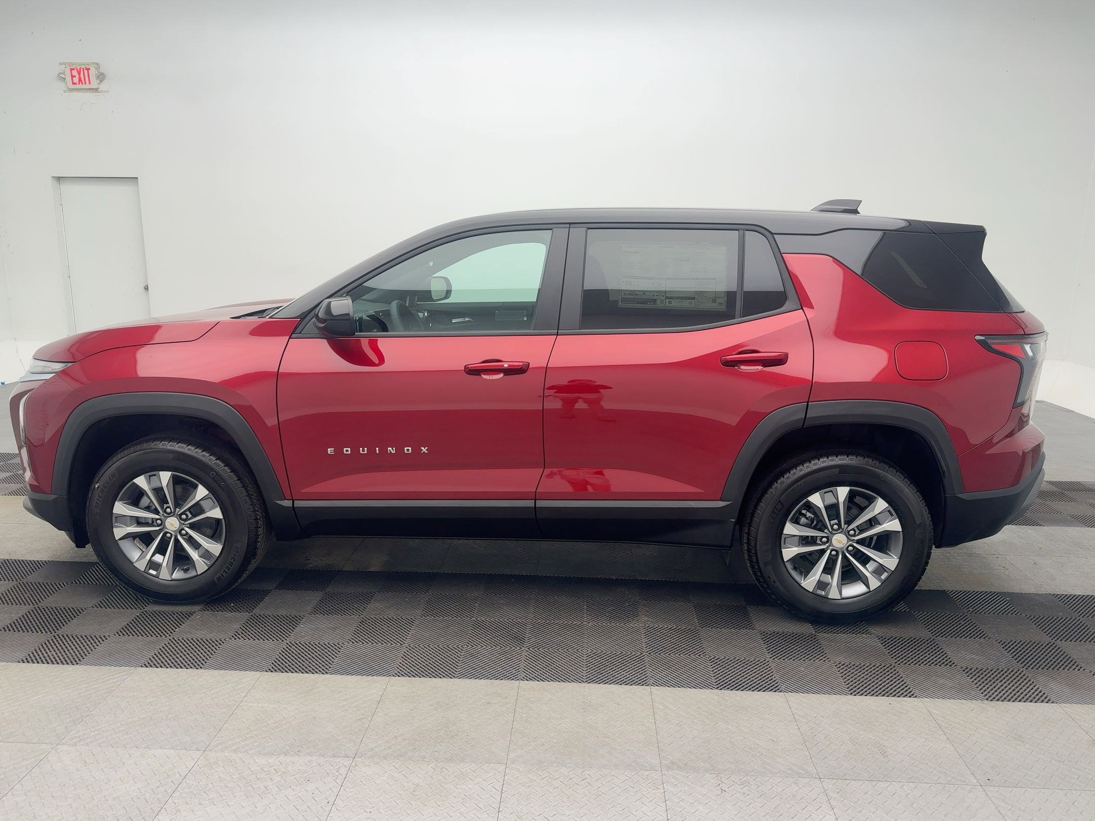 2026 Chevrolet Equinox LT photo 2