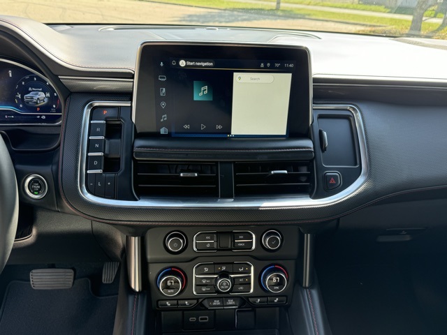 2024 Chevrolet Suburban RST photo 24
