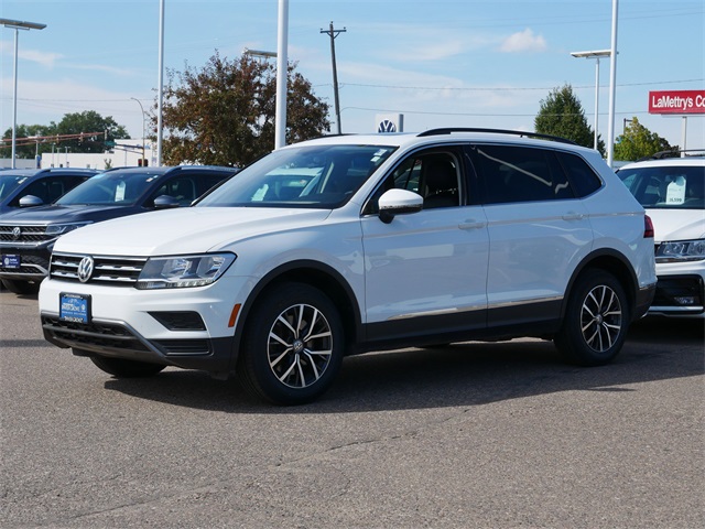 2020 Volkswagen Tiguan SE photo 2