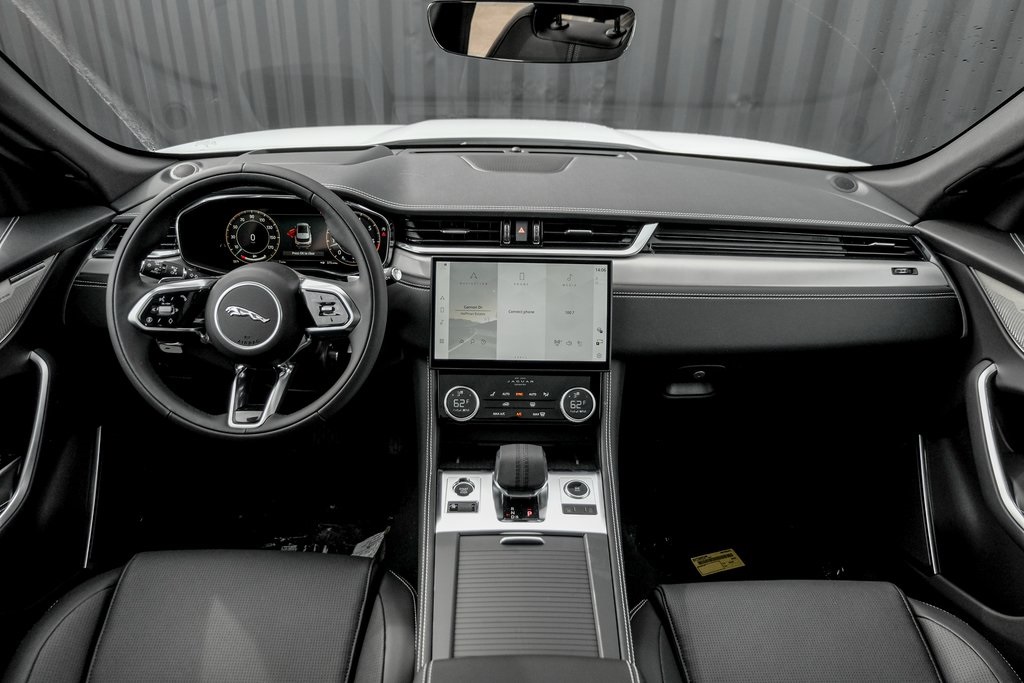 2026 Jaguar F-PACE P250 R-Dynamic S photo 17