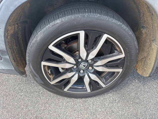 2020 Honda Pilot Touring photo 8