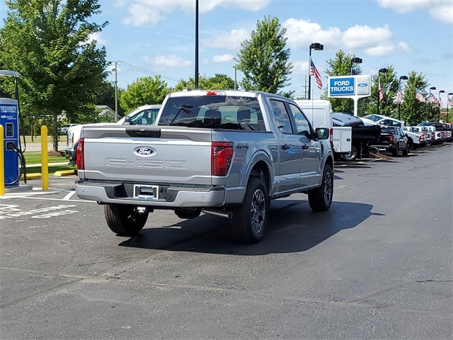2025 Ford F-150 STX photo 4