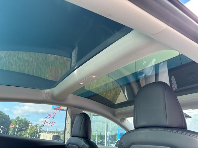 2022 Tesla Model 3 photo 11