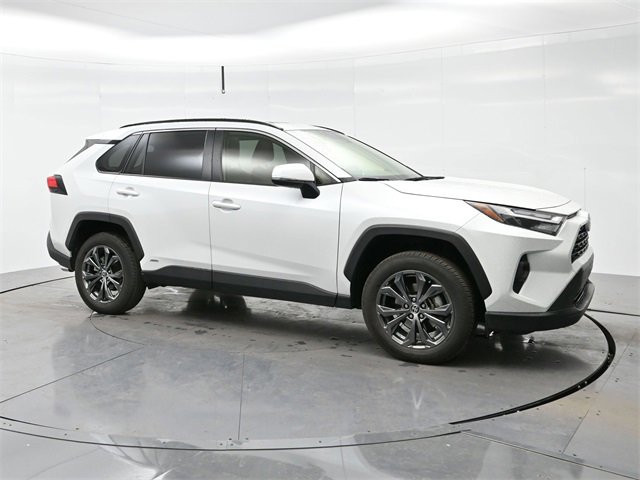 2023 Toyota RAV4 XLE Premium's photo