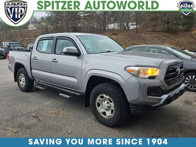 2017 Toyota Tacoma SR's photo