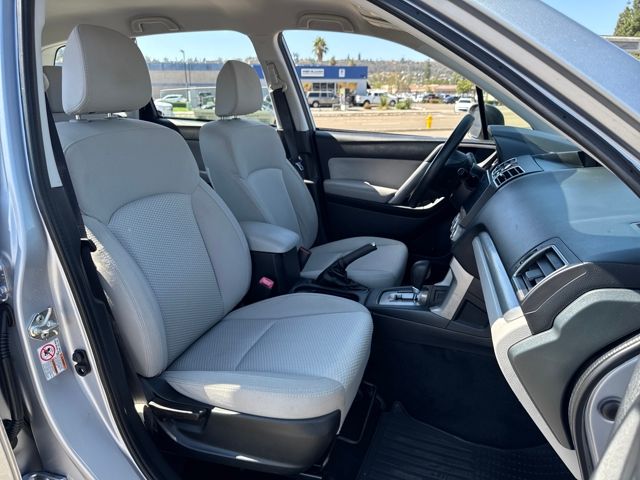 2017 Subaru Forester 2.5i photo 21