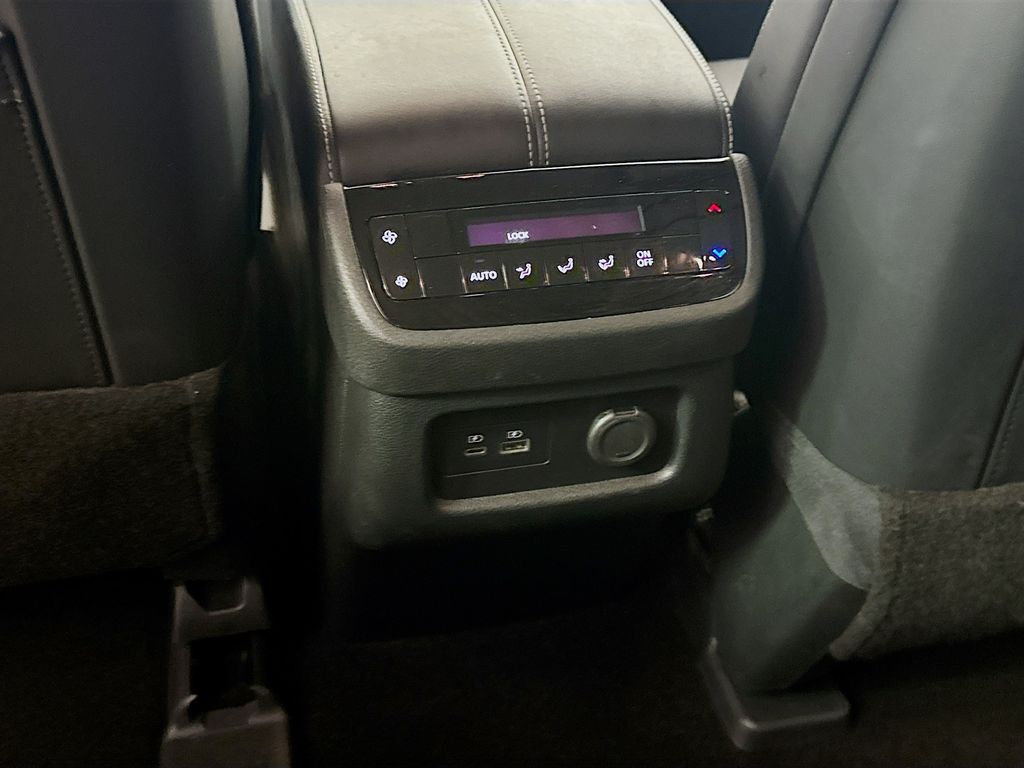 2023 Infiniti QX60 Luxe photo 28