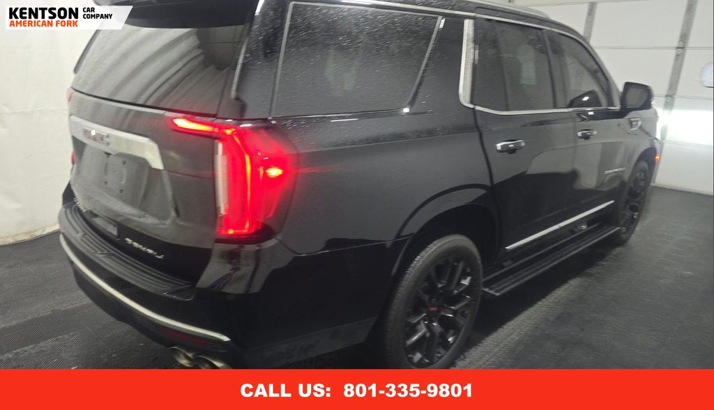 2022 Gmc Yukon Denali photo 3