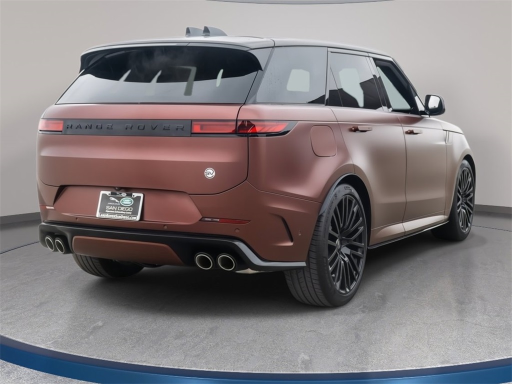 2025 Land Rover Range Rover Sport photo 5