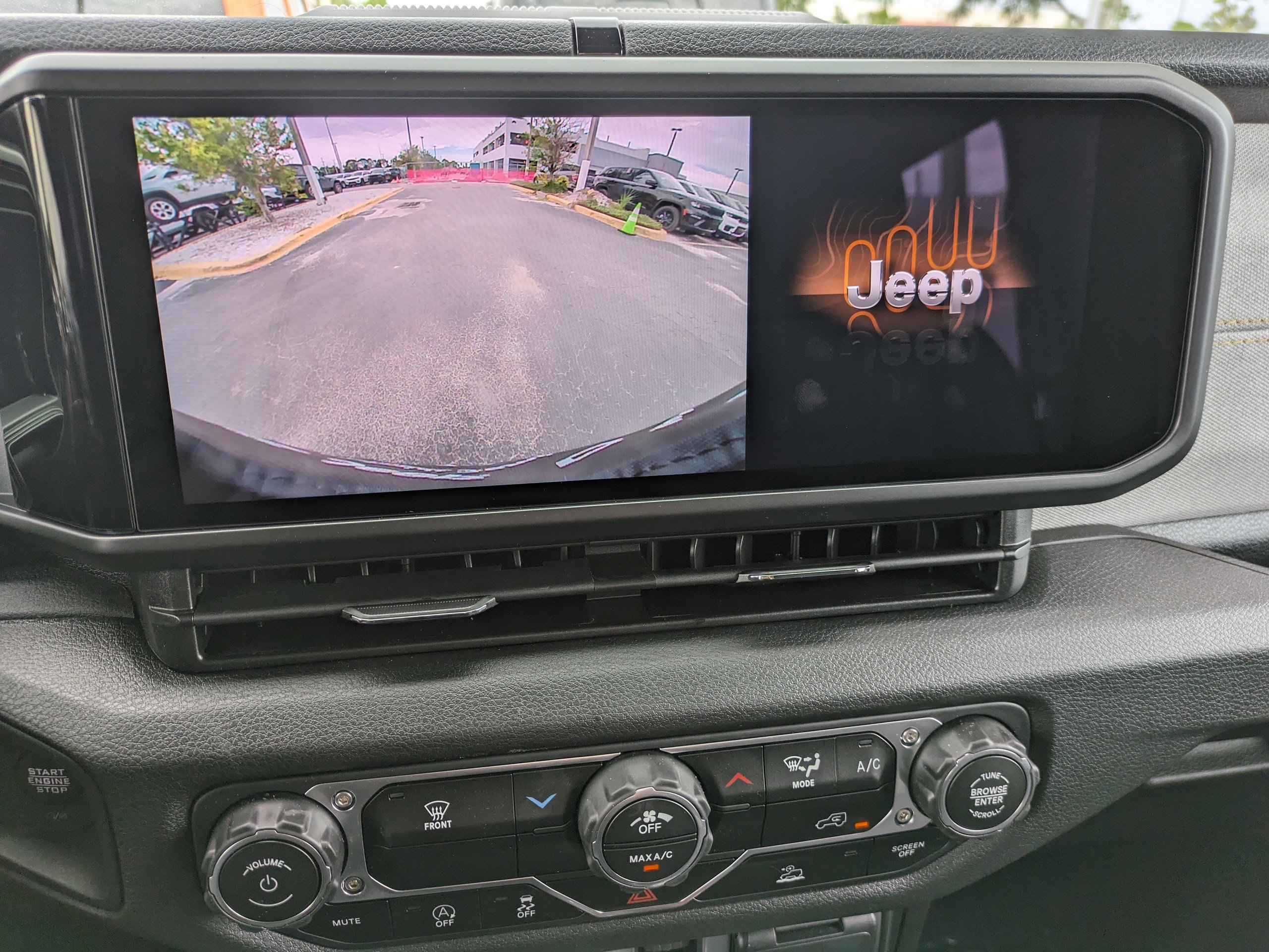 2025 Jeep Wrangler Sport photo 16