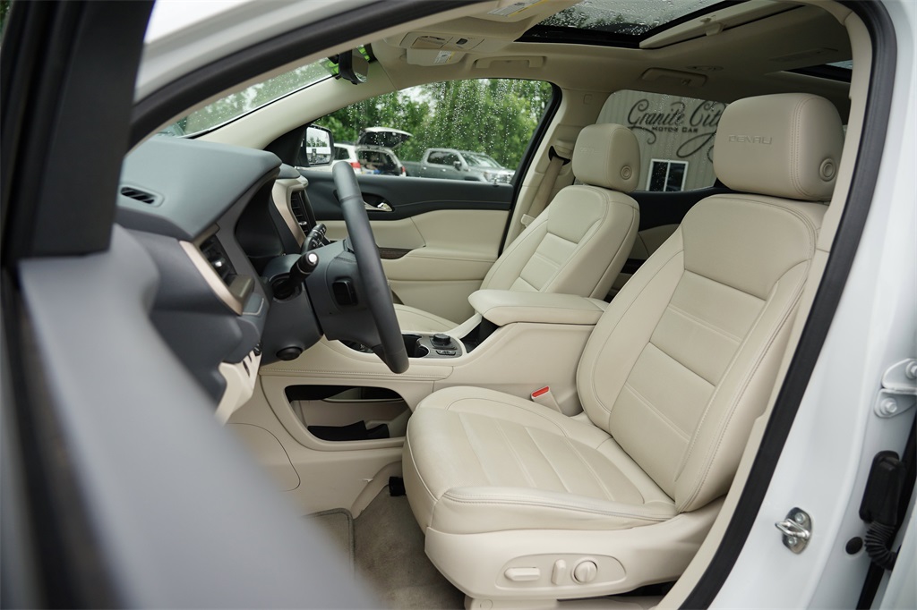 2023 Gmc Acadia Denali photo 14