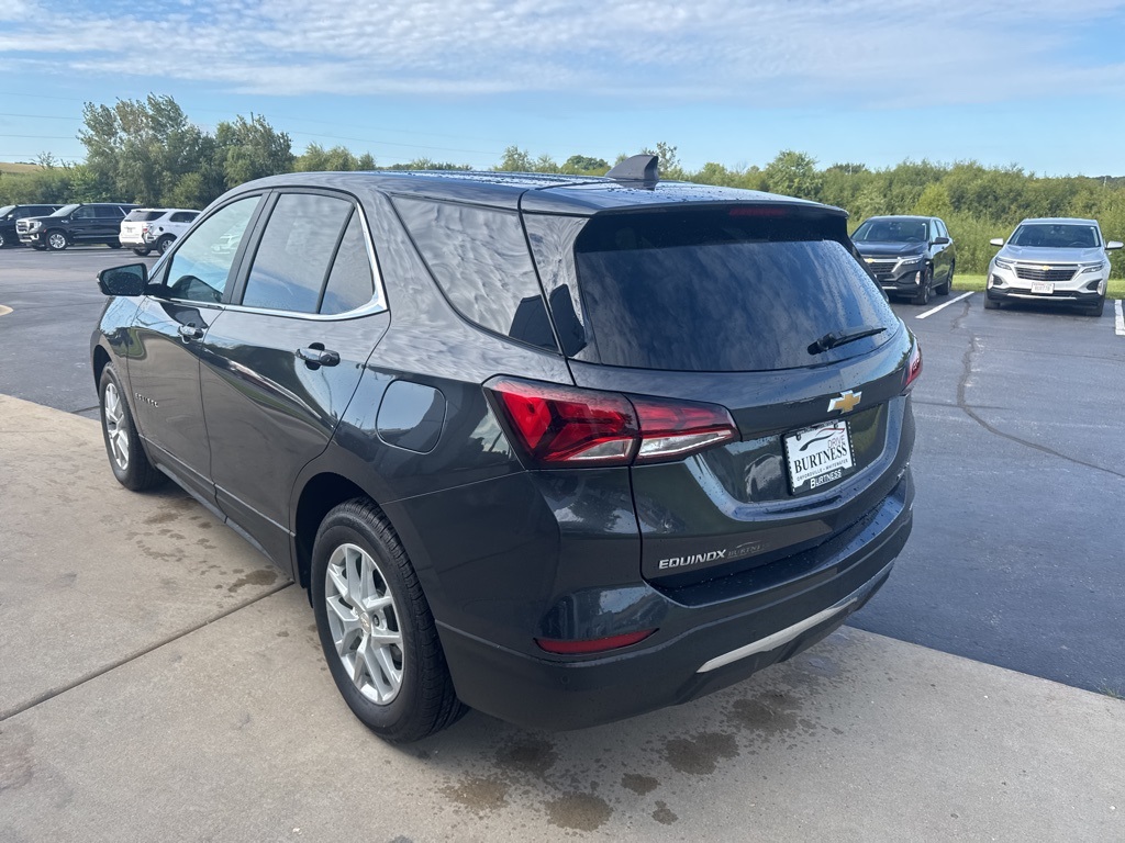 2022 Chevrolet Equinox LT photo 5
