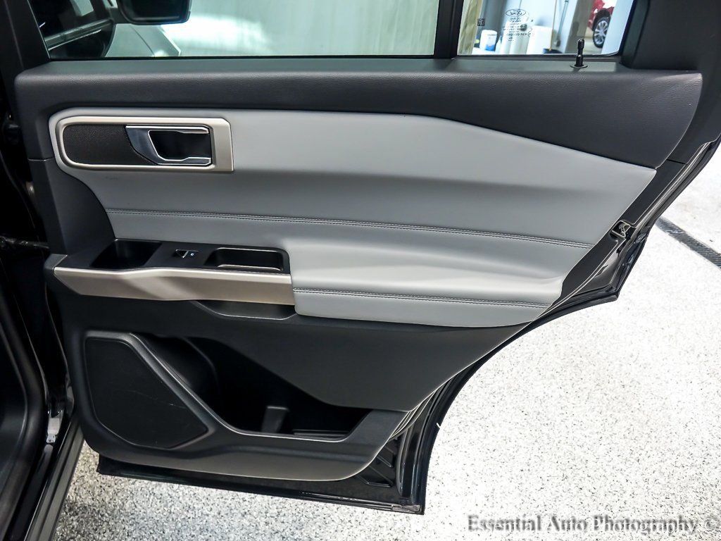 2023 FORD EXPLORER - Image 26