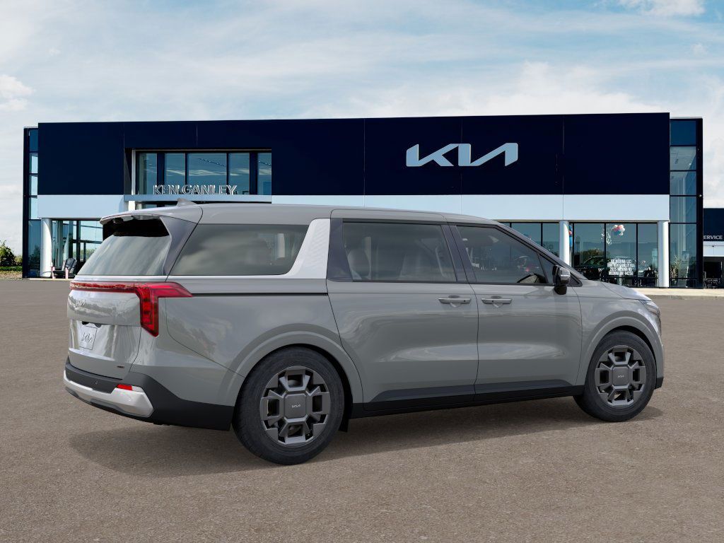 2026 Kia Carnival EX photo 4
