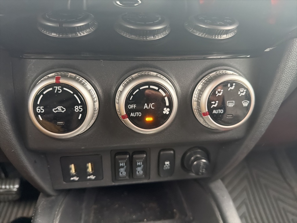 2020 Mitsubishi Outlander Sport SP photo 3