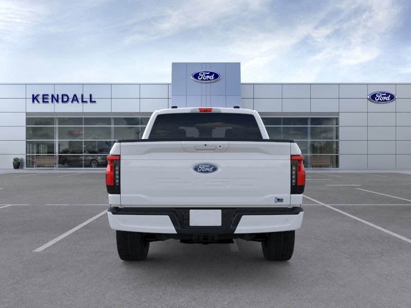 2025 Ford F-150 Lightning photo 4