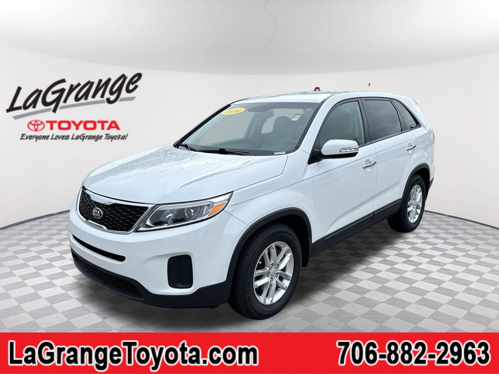 2014 Kia Sorento LX's photo