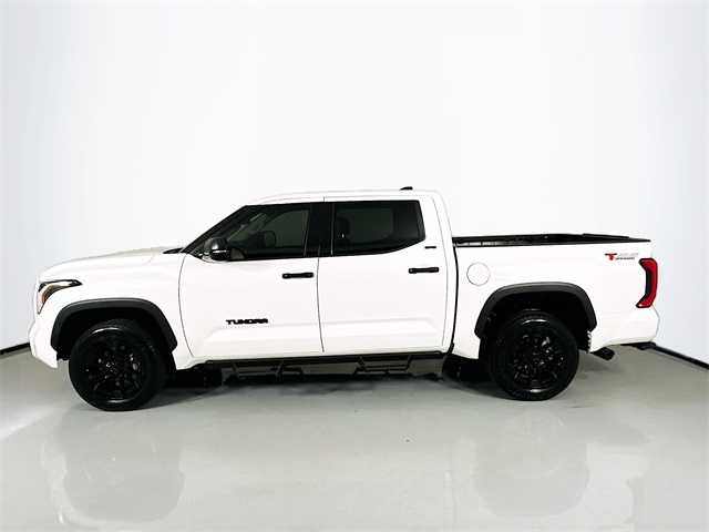 2023 Toyota Tundra SR5 photo 2