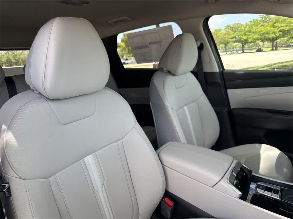 2025 Hyundai Tucson SEL photo 25