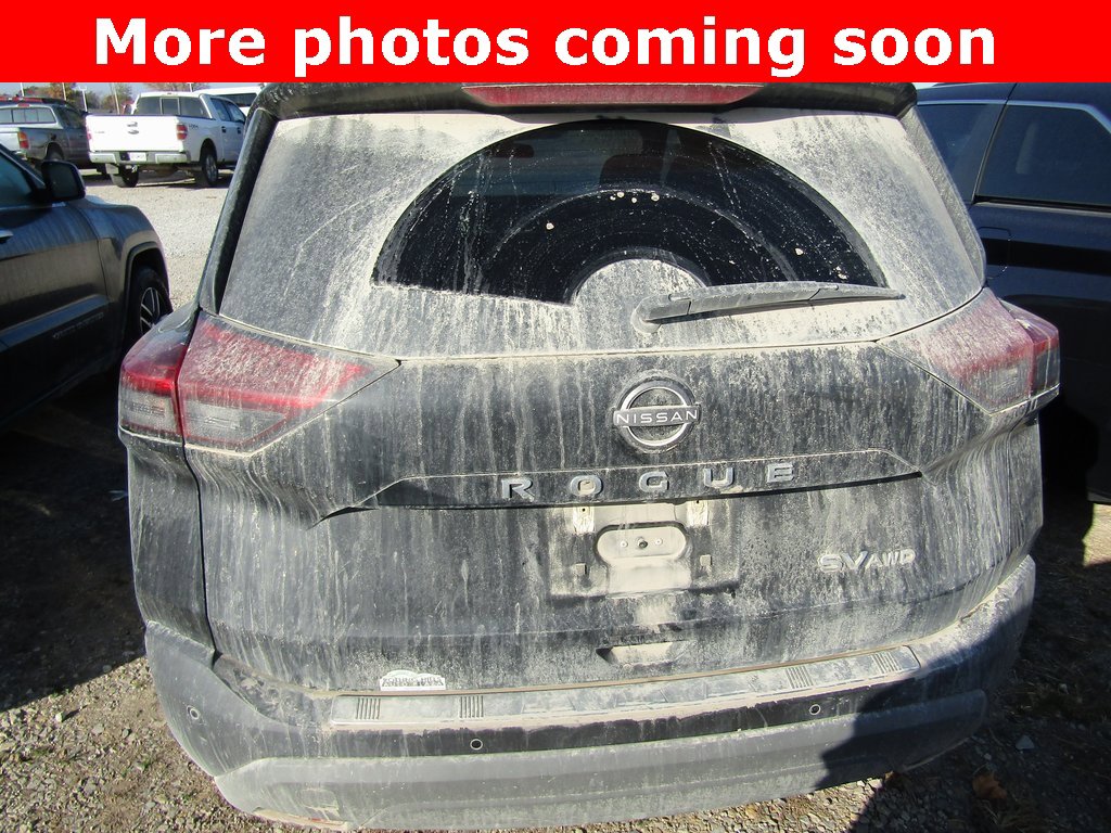 2023 Nissan Rogue SV photo 2