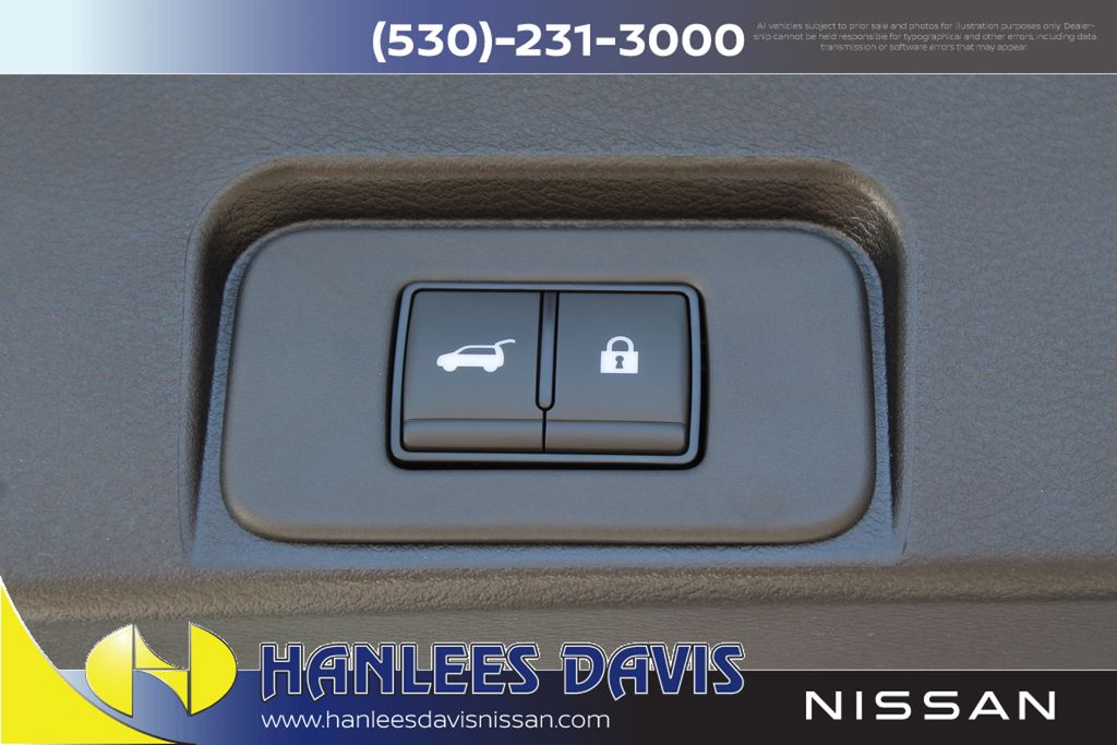 2026 Nissan Rogue SV photo 10