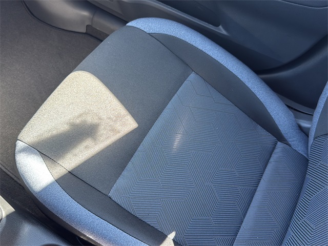 2025 Nissan Versa 1.6 SV photo 26