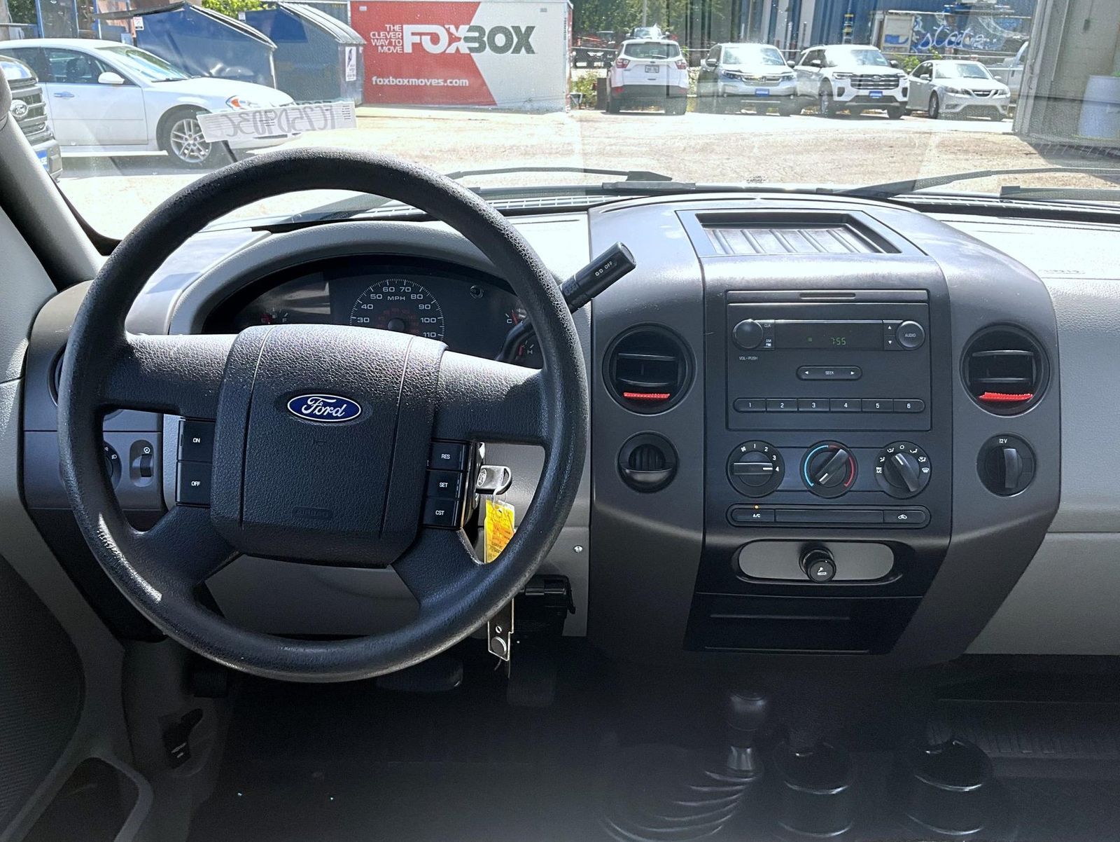 2007 Ford F-150 XL photo 11