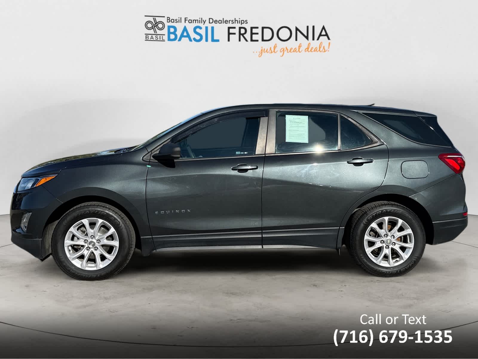 2020 Chevrolet Equinox LS photo 2