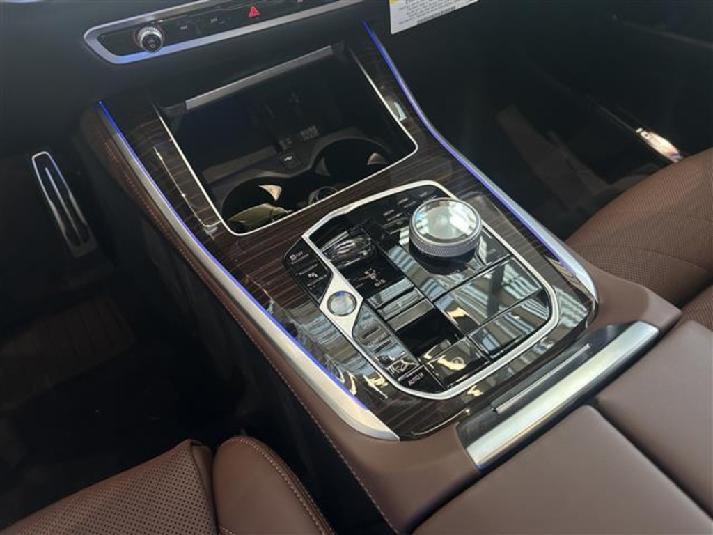 2026 Bmw X5 M60i photo 10