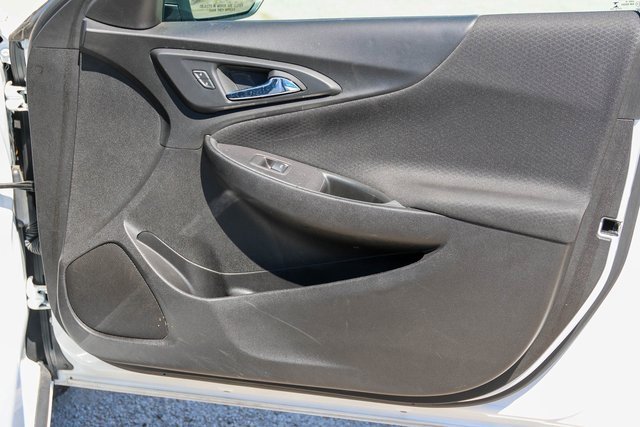 Used 2023 Summit White Chevrolet LT image 14