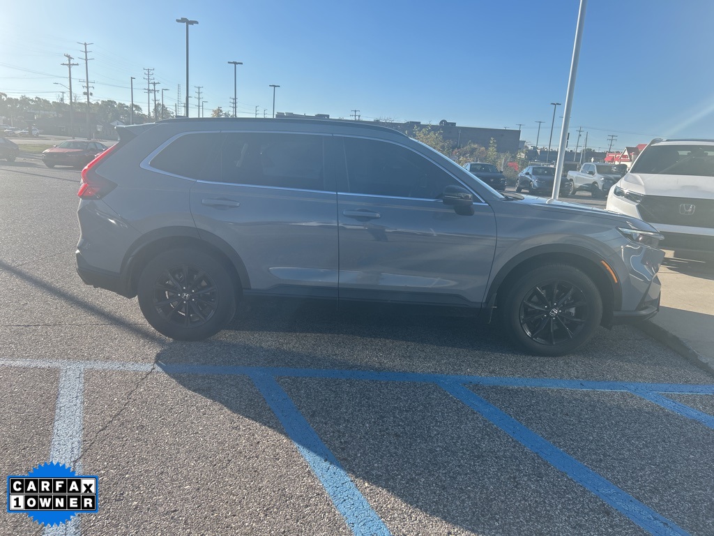 2024 Honda CR-V Hybrid Sport-L photo 2