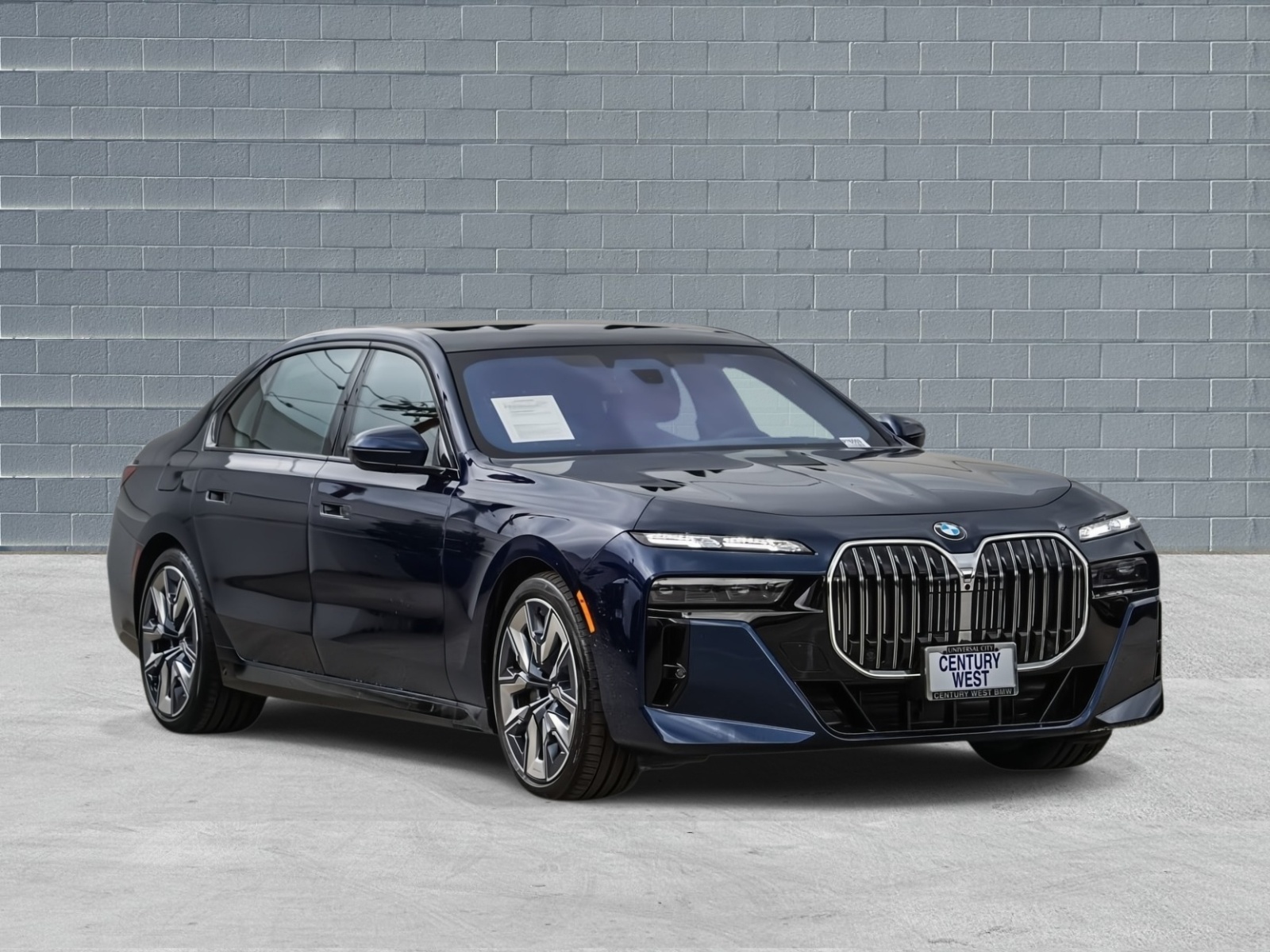 2025 BMW 7 Series 760i's photo