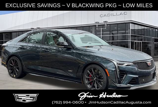 2022 Cadillac CT4 V-Series Blackwing's photo