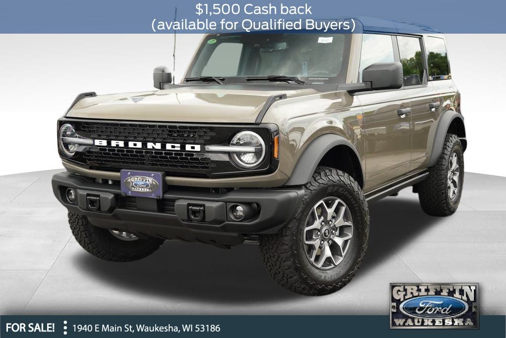 2025 Ford Bronco Badlands photo 2