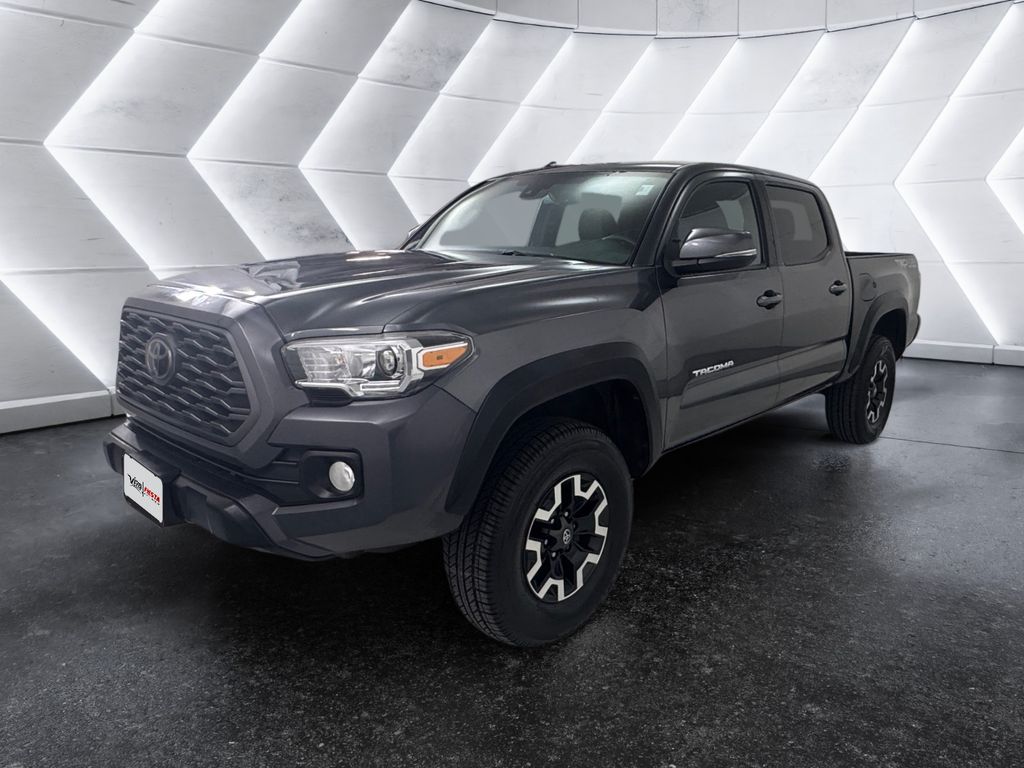 2022 Toyota Tacoma TRD Off-Road photo 3