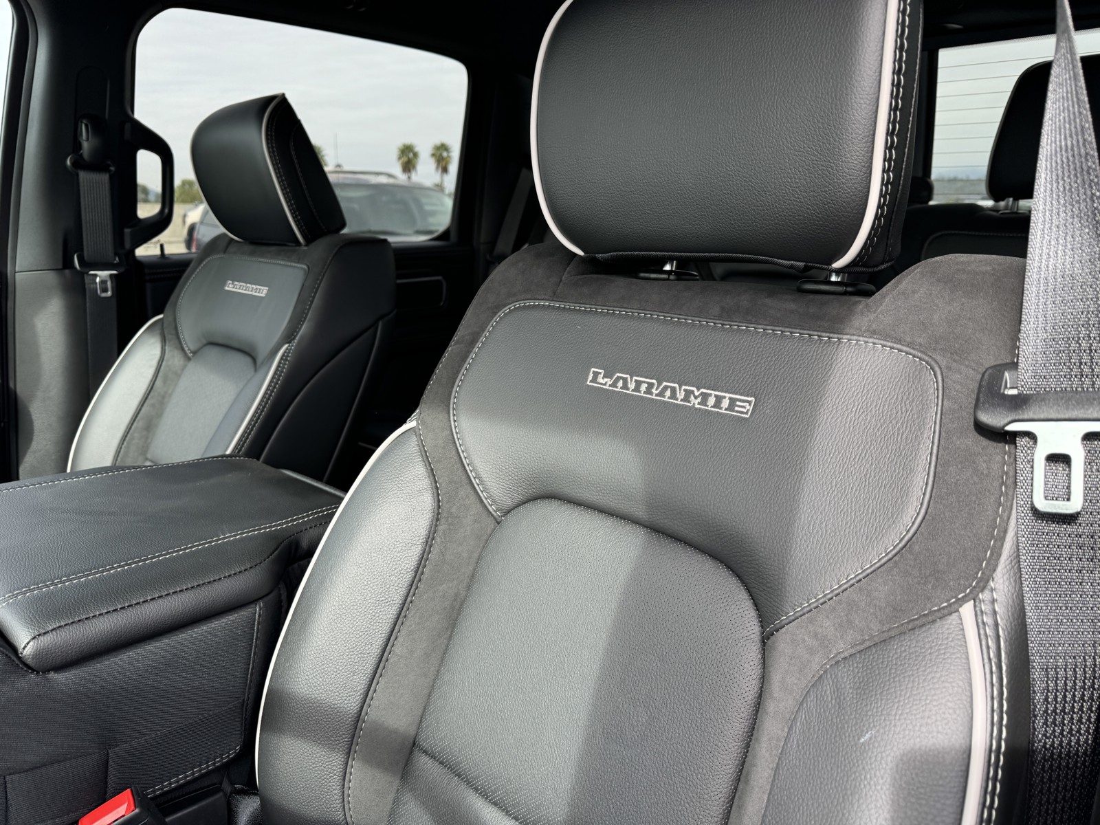 2025 Ram 1500 Laramie photo 15