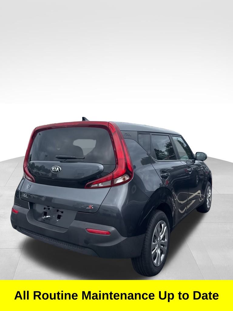 2022 Kia Soul LX photo 2