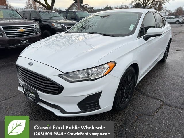 2019 Ford Fusion S's photo